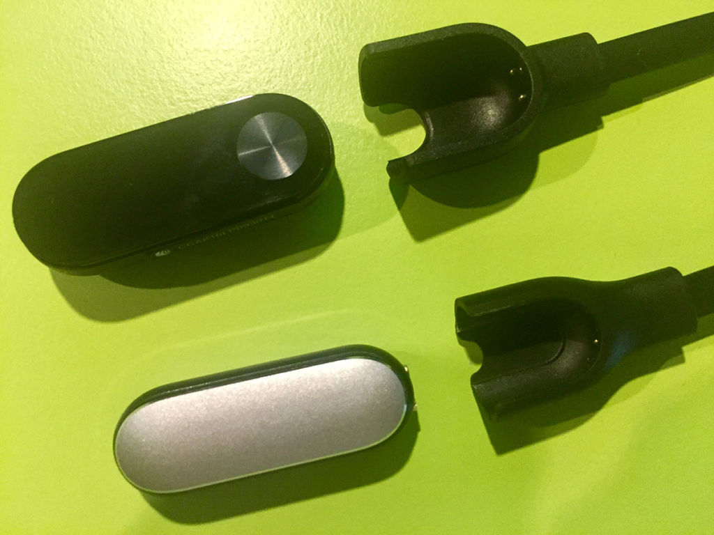 Porovnanie Xiaomi Mi Band 2 vs 1S