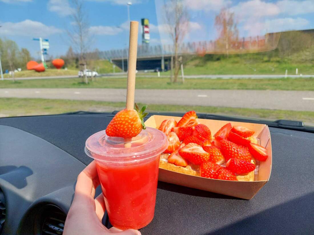 Aardbeien Drive-in J&B