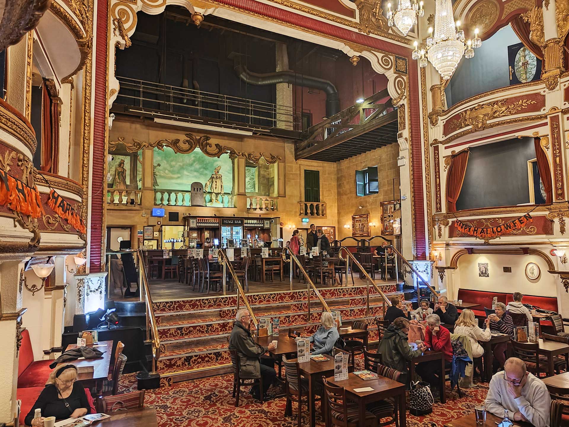 Opera House - JD Wetherspoon