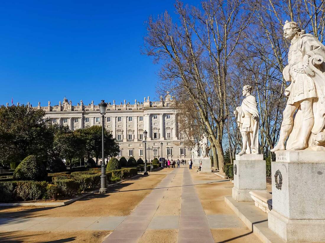 Paseo de las Estatuas