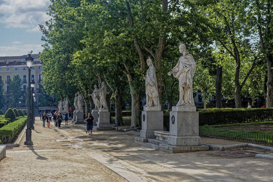 Paseo de las Estatuas