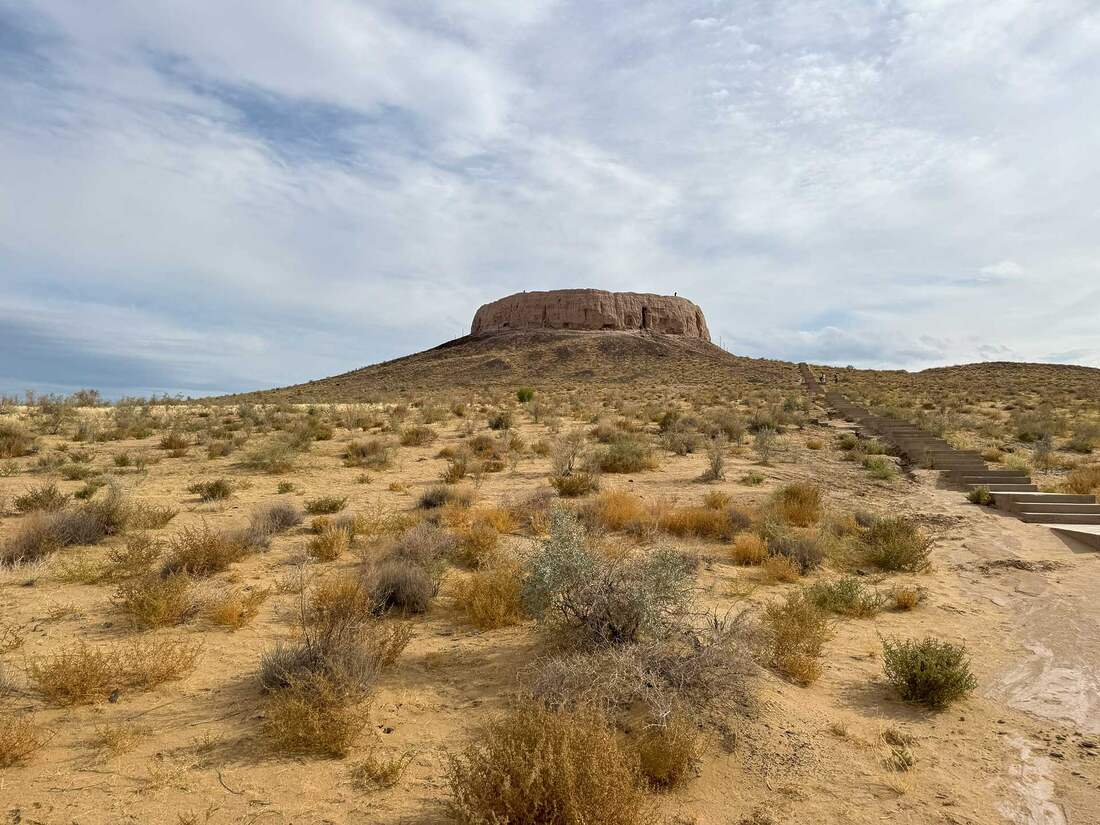 Veža ticha, Karakalpacko