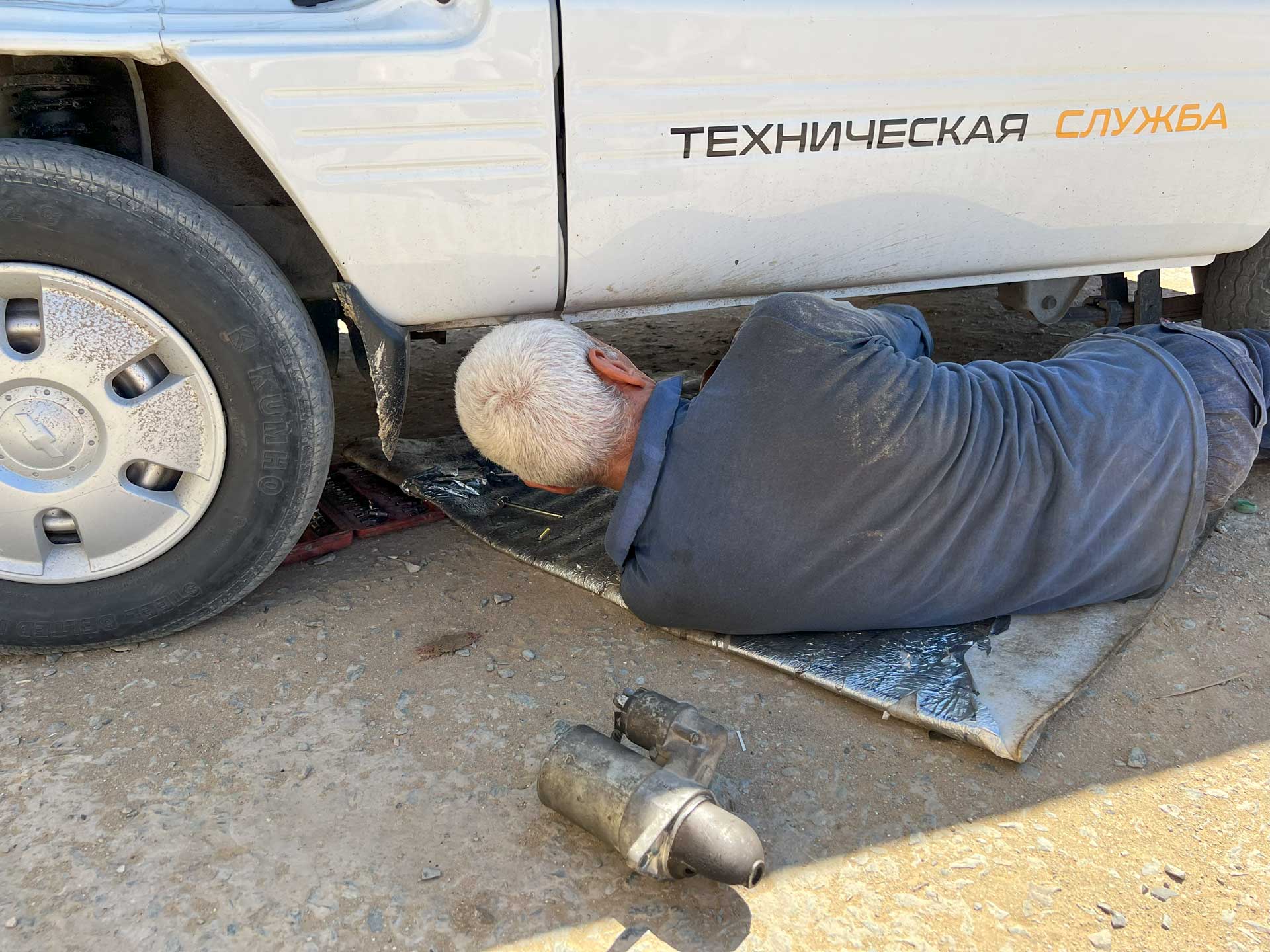 Servis auta v Uzbekistane